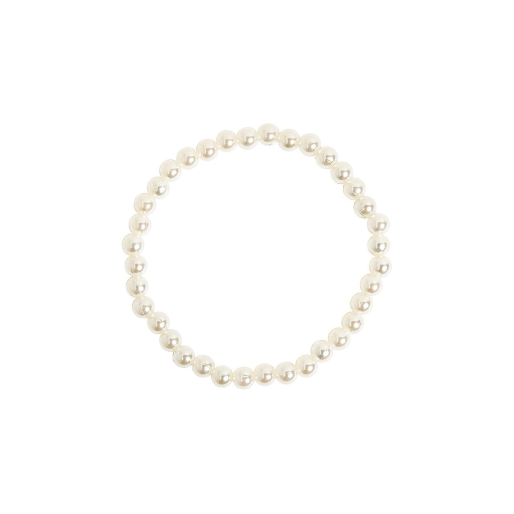 Pearl children's bracelet.